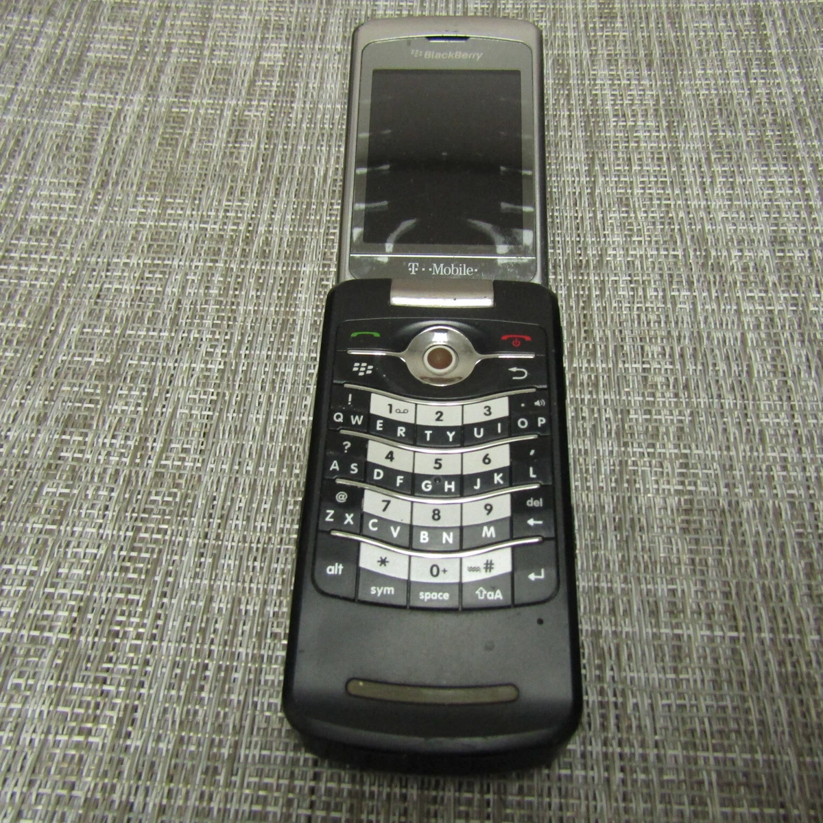 BlackBerry Flip Cell Phones for sale - eBay