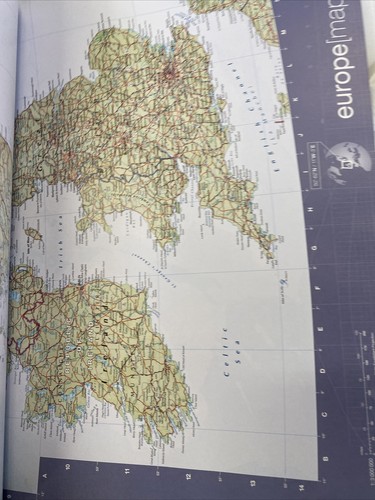 Collins World Atlas 2001 Printed Italy Hardcover Book - Picture 8 of 11