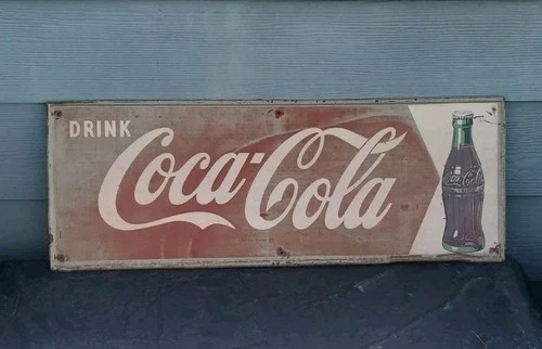 VINTAGE◇ORIGINAL◇COCA-COLA◇METAL◇ARROW SIGN◇M.C.A◇MADE IN USA◇40'S-50's◇PATINA◇