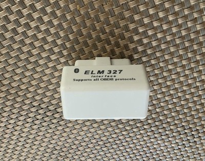 ELM 327 OBD2  Stecker