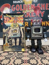 Vintage Alps Battery Operated Television Spaceman Tin Japan Space Robot W Box