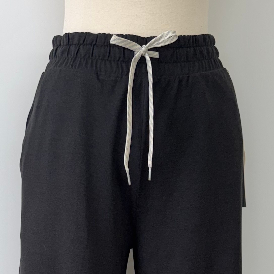 Vuori Halo Essential Wide Leg Soft Pull-On Pants in Black Heather S NWT thumbnail 3