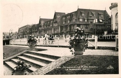 Deauville-sur-Mer Le Normandy Hotel