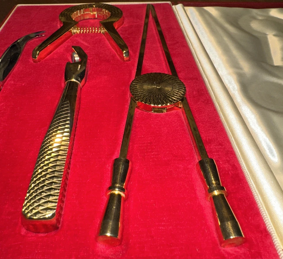 Juego de herramientas de barra chapadas en oro de 4 piezas Asprey & Co de lujo (con cuchillo raro) Foto 2 de 4