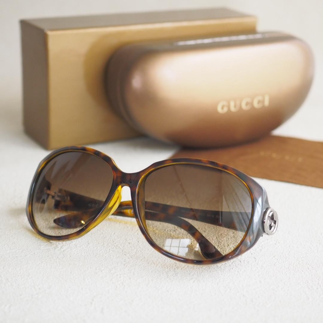 Gucci Tortoiseshell Brown Interlocking G Sunglass… - image 1