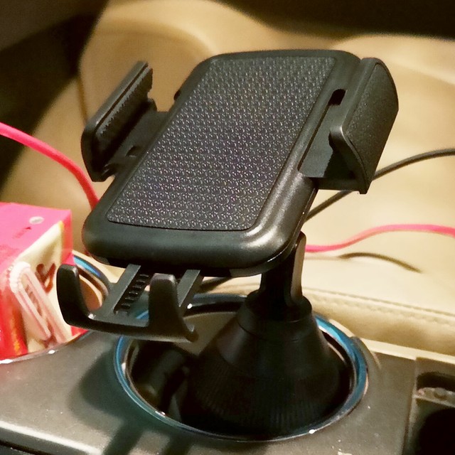 360掳 Adjustable Car Cup Holder Stand Cradle Mount Clip fit for Cell Phones FR 360掳 Adjustable Car Cup Holder Stand Cradle Mount Clip fit for Cell Phones FR