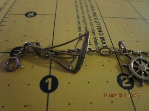 Vintage Sterling Silver beach sailing nautical Theme Charm Bracelet - Picture 5 of 10