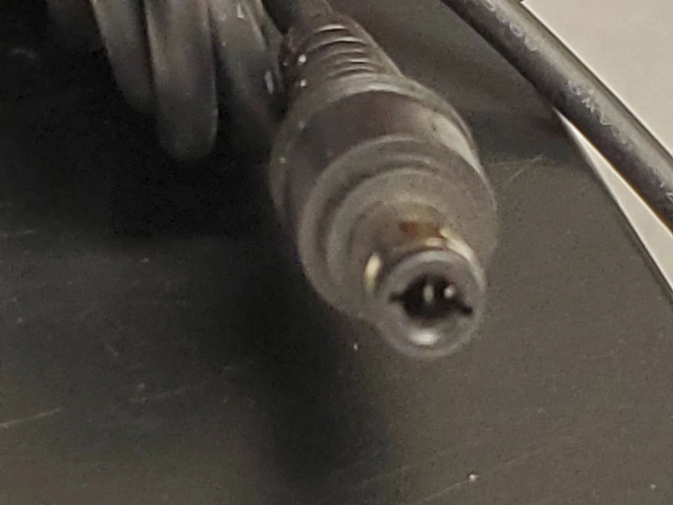 ADAPTADOR CARGADOR TOSHIBA ORIGINAL PA3201U-1ACA 15 V 5 A CON CABLE A1.12 Foto 3 de 3