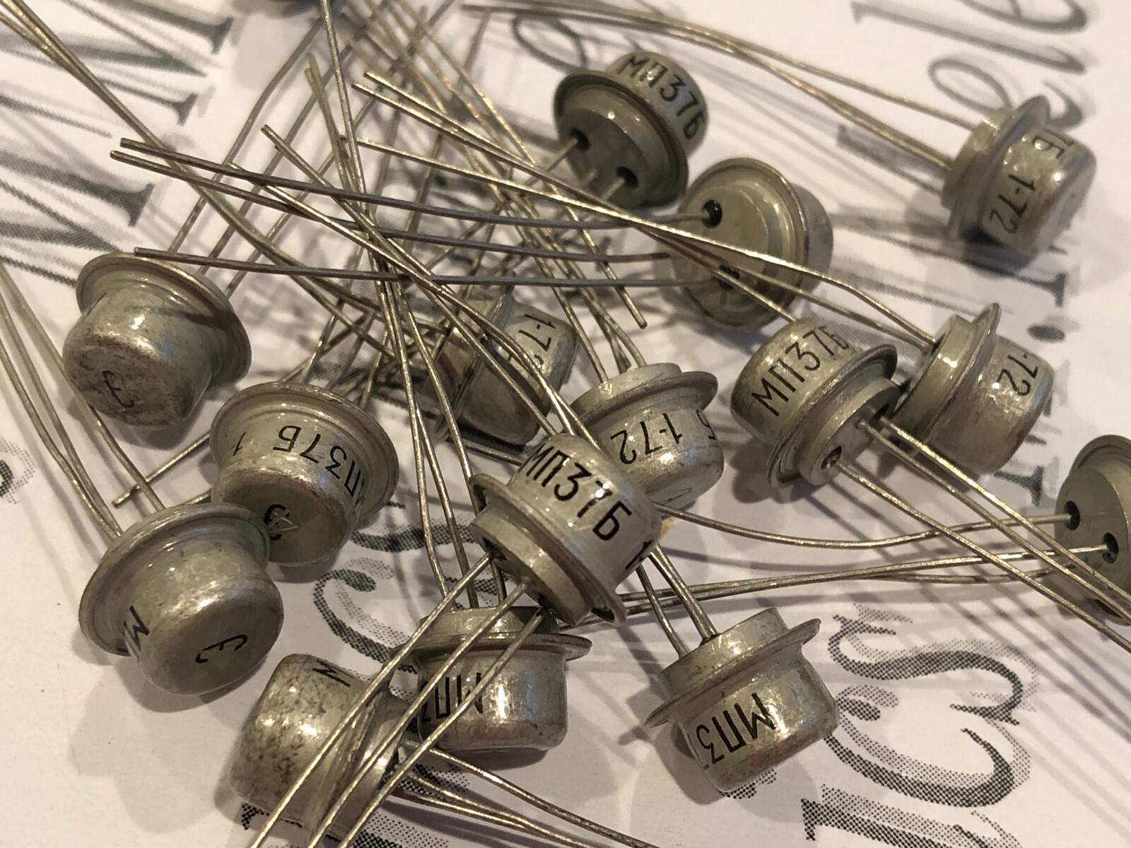 10pcs MP37B USSR NPN Ge Transistor МП37Б hfe (25...50) NOS | eBay