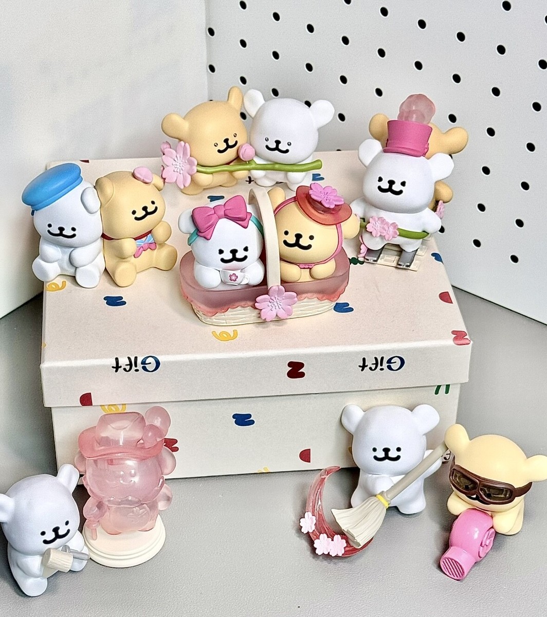 Sakura Express-Funism Maltese Romantic cherry blossoms Confirmed