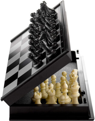 Neu magnetisch klappbares Schachbrett Qualität Spiele Camping Reisen UK tragbares Set