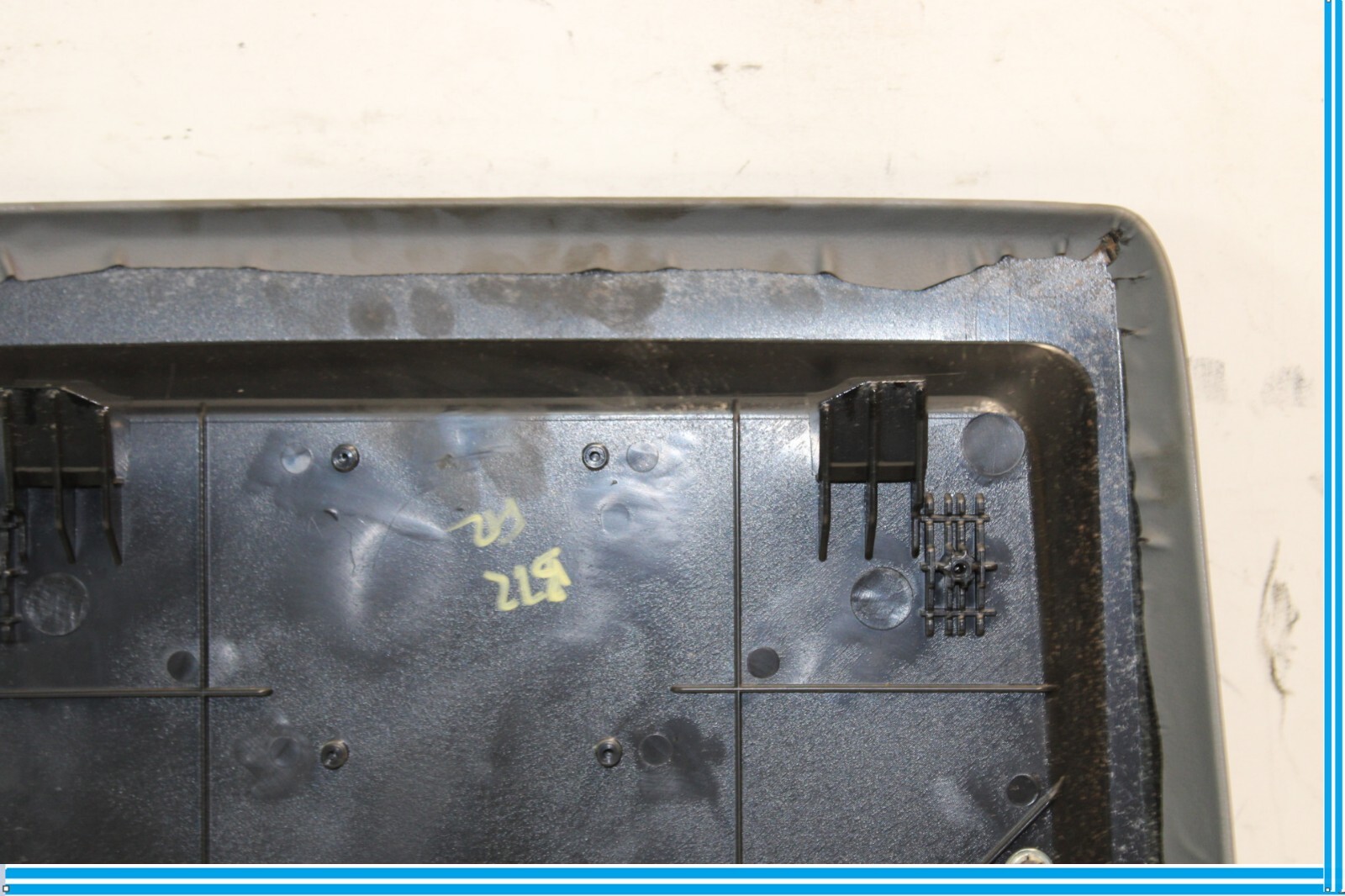 Maserati Quattroporte 2004-2008 Front Right Seat trim panel