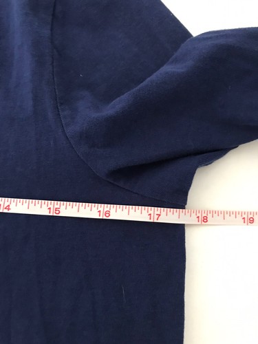 Vineyard Vines Pullover Top Eyelet Kids Size L - 14 Blue Front Pockets Crewneck - Picture 5 of 6