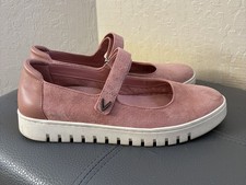 Vionic Women's Uptown Mary Jane Flats