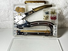 We R Memory Keepers Crop-A-Dile II Big Bite Hole Punch Eyelet Snap Setter  Case