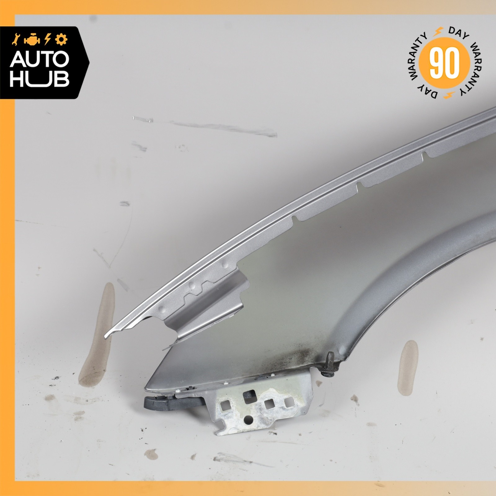 Maserati Quattroporte S Q4 2014-2024 Right Fender P/N 673002036