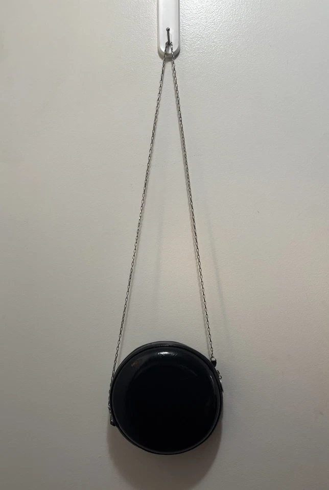 Bolso Bandolera Thierry Mugler Vintage Años 90 Disco Redondo Negro Plata Cadena Foto 3 de 4