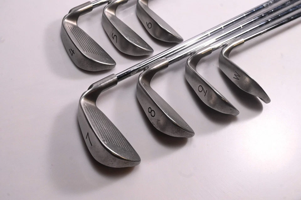 Left Hand Ping i3+ Irons / 4-PW / Black Dot / Regular Flex Ping Shafts - Image 4 of 4