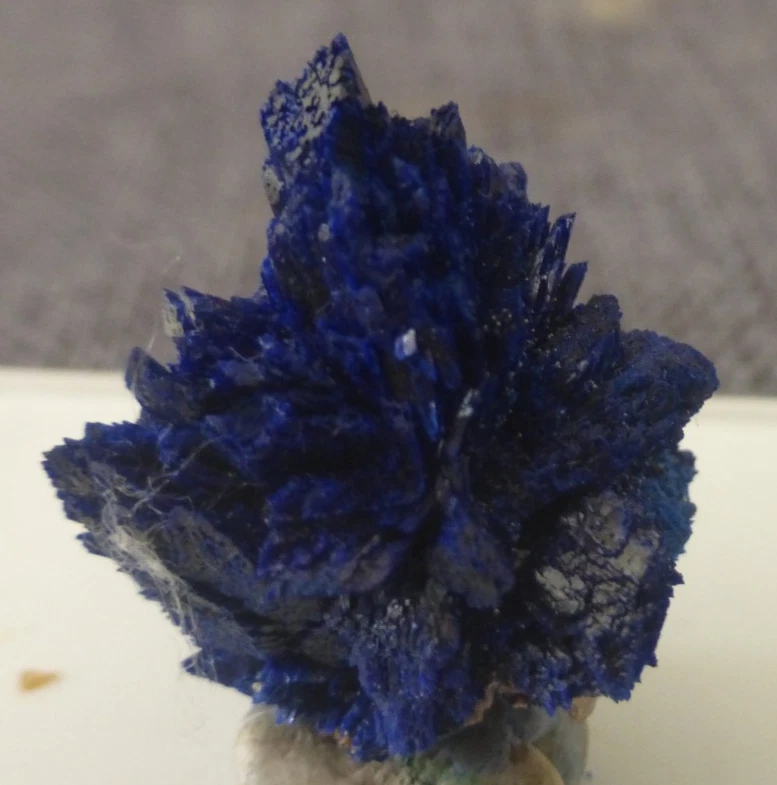 Minéraux, Azurite Kerouchen Maroc, 2,5 cm x 2,1 cm x 2,5 cm, 11 gr - Photo 4/4