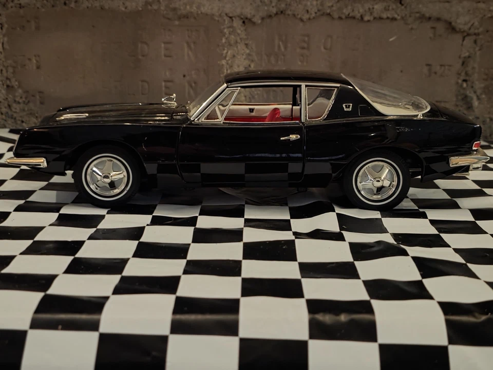 Signature Models 1963 Studebaker Avanti Barn Find 1:18 Scale Diecast Car Black - Image 2 of 4