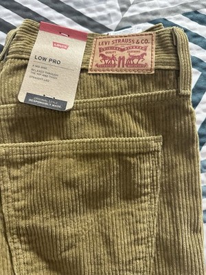 Levi s Low Pro Corduroy Pants Men s 28x30 Khaki Tan Relaxed Straight Leg NWT