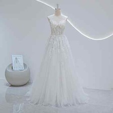 Elegant Sweetheart Lace 3D Floral Wedding Dresses Sequins Beaded Bridal Gowns