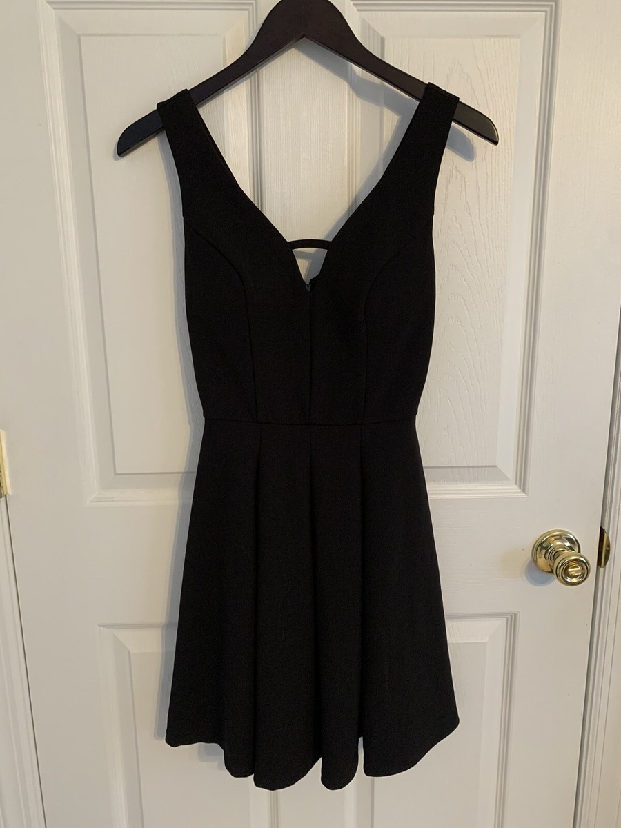 City Triangles Juniors Black A-Line Dress with Keyhole Neckline Size 1