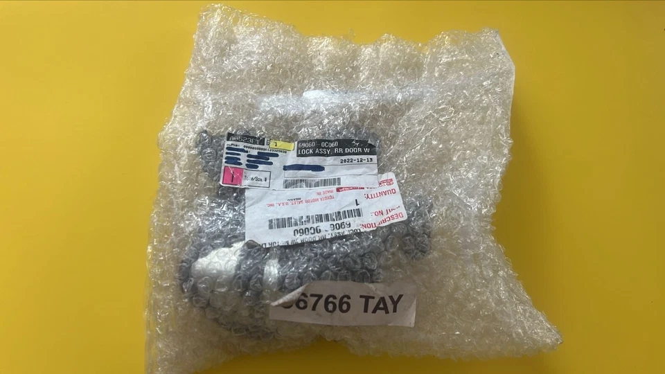 07 14 21 TOYOTA TUNDRA PUERTA TRASERA PESTILLO ACTUADOR LADO IZQUIERDO 69060 0C060 Foto 2 de 4