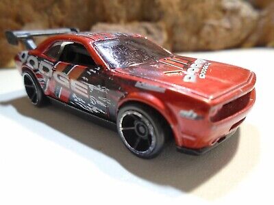 Mini Veículo - Hot Wheels Collector - Velozes E Furiosos - Dodge Challenger  Drift Car - Mattel