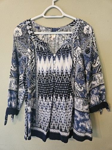Fig & Flower Top Womens Size 2XL Blue Paisley Print 3/4 Sleeve Blouse - Picture 2 of 8