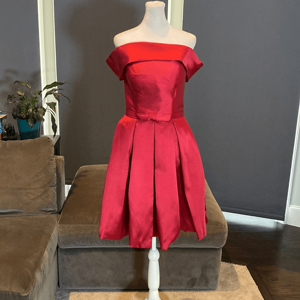 grey dress pants blue shirt Teal & Loose Pant Combination – MEC PRIMO feminine luxury dress Size:6 US numeric Galleria Bridal Shop, Houston, spread collar and single