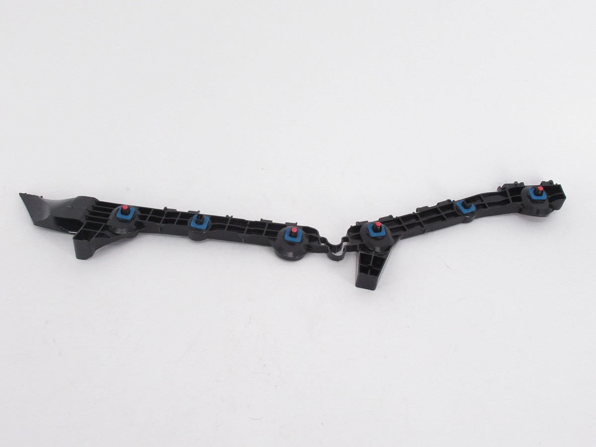 Genuine OEM Toyota 52575-07010 Passenger Rear Bumper Retainer 2013
