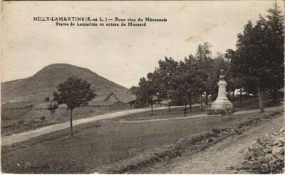 Old postcard AK Milly-Lamartine Statue of Lamartine FRANCE (1174128)