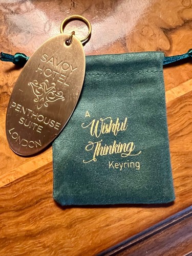 Retro Style 1970's 'Savoy Hotel Penthouse Suite' Brass Key Ring Wishful Thinking - Picture 6 of 8