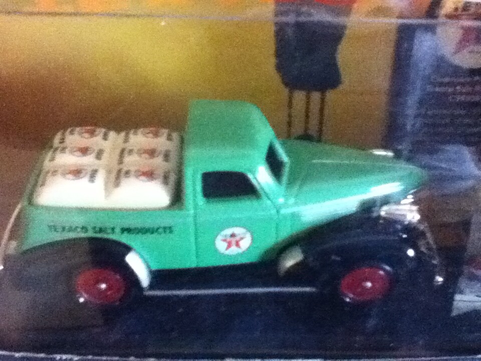 Picture 2 of 8
