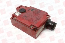 SCHNEIDER ELECTRIC XCSE7513GCZ1 / XCSE7513GCZ1 (USED)