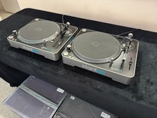 PAIR Stanton t.62 turntables