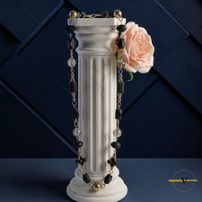 COLLANA DONNA CON PENDENTI COLORE ORO E NERO MATERIALE RESINA E CRISTALLO