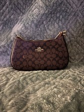 Coach Teri Women's Shoulder Bag In Signature Canvas - Chalk CA548 