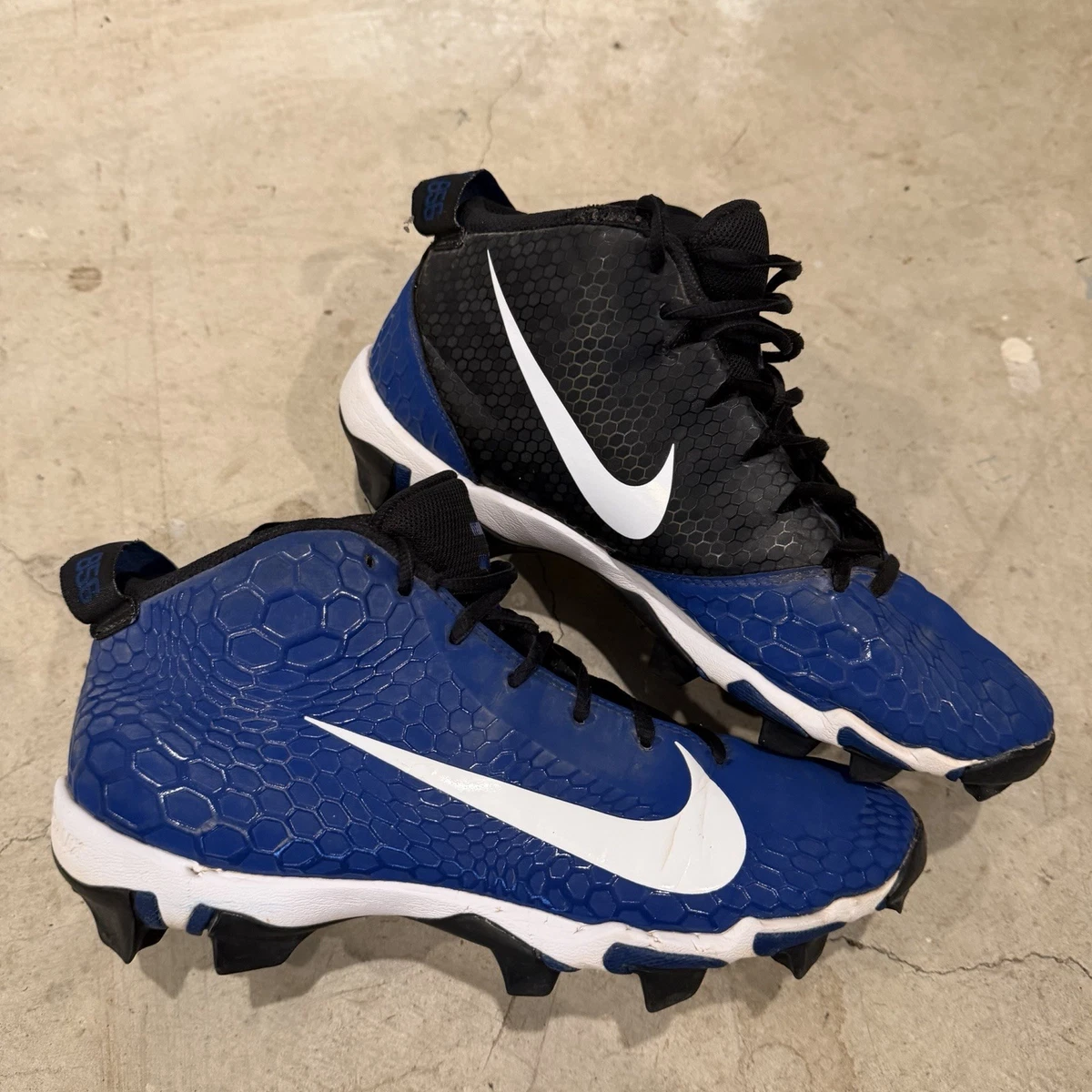 Nike Force Zoom Trout 5 Sneakers for Men for Sale | Authenticity