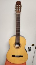 Manuel Rodriguez Acoustic Caballero 10 Classical Guitar Natural in Original Box