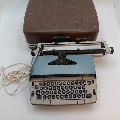 Vintage SMITH CORONA Electra 120 Typewriter w/ Brown Case USA READ