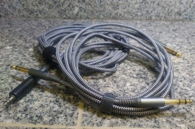 10Ft 3.5mm Auxiliary Audio Cable Nylon Braided Male to Male Audio Cable Grey