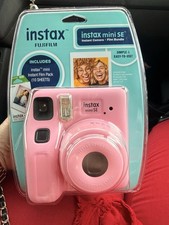 New Fujifilm Instax Mini SE Instant Film Camera Pink Bundle With Film - New