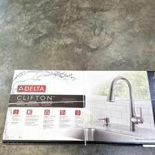 Delta Clifton 19872Z-SPSD-DST Single Handle Pull-Down High-Arc ShieldSpray