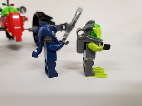 LEGO Atlantis- Seabed Scavenger 8059 Complete - Missing 1 Sticker - No Manual 