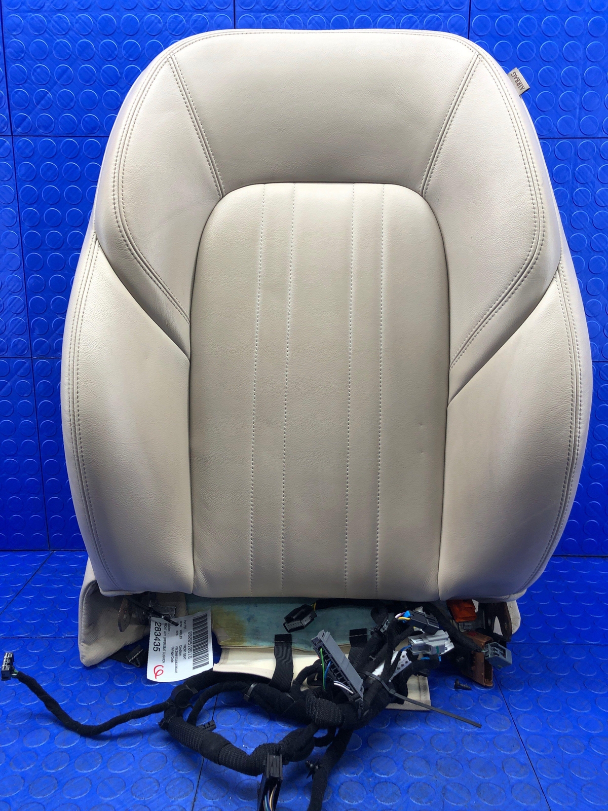 2017-2022 MASERATI LEVANTE FRONT LEFT UPPER SEAT CUSHION BACKREST BEIGE LEATHER