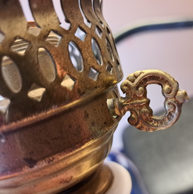 Vintage Aladdin Floor Oil Lamp Converted to electric model B eBay