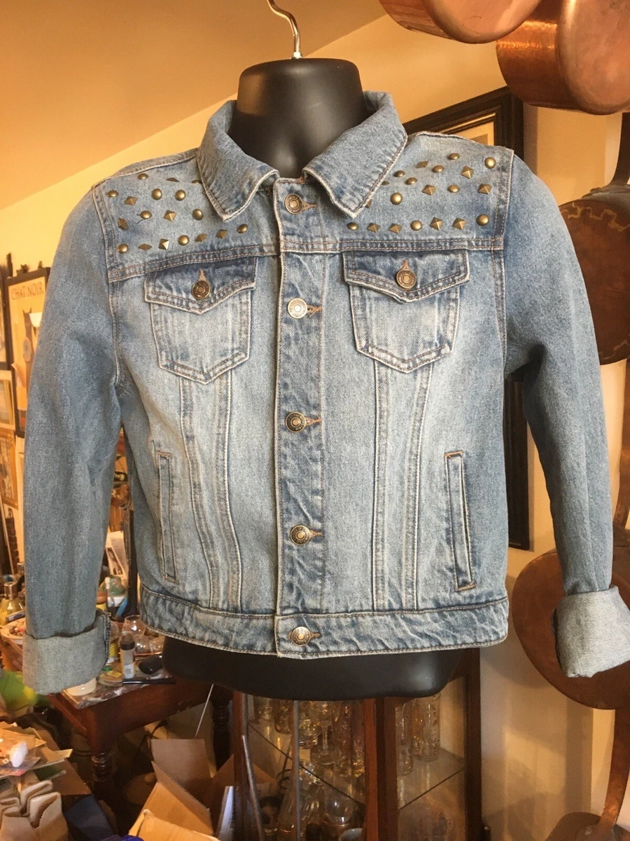 Discover 127+ denim jacket too small latest dedaotaonec