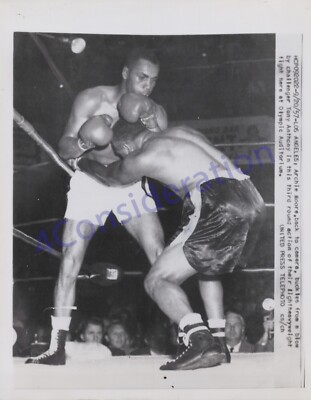 Vintage Boxing Action Wire Photo Archie Moore vs Tony Anthony   7 x 9 N8RR